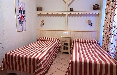 Apartahotel La Espadana Rota Apartment